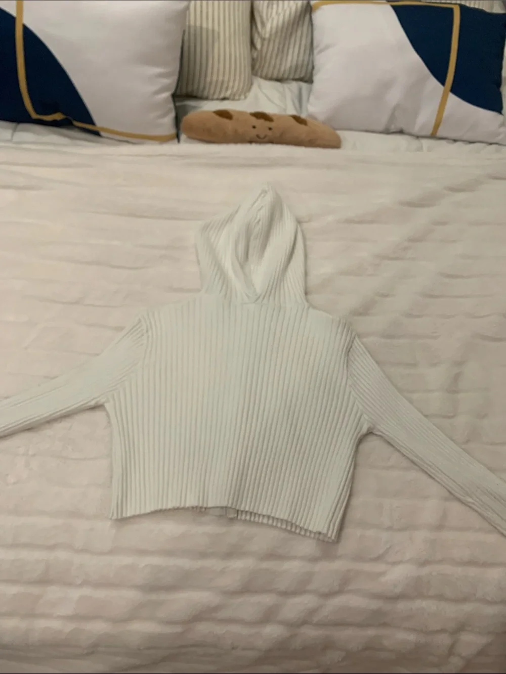 SHEIN White Ribbed Cropped Zip-Up Hoodie